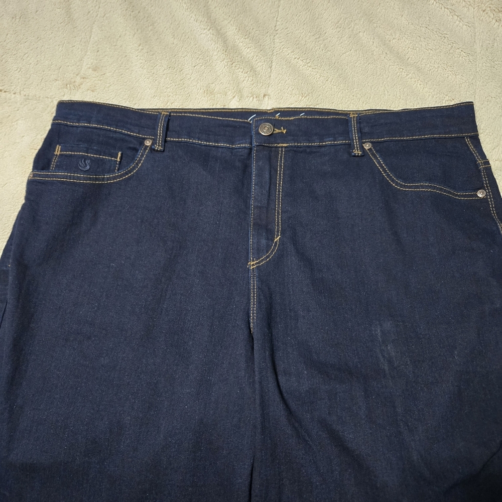 Gloria Vanderbilt Amanda Jeans All Around Slimming Effect Denim Capri, 18 W - Picture 5 of 14